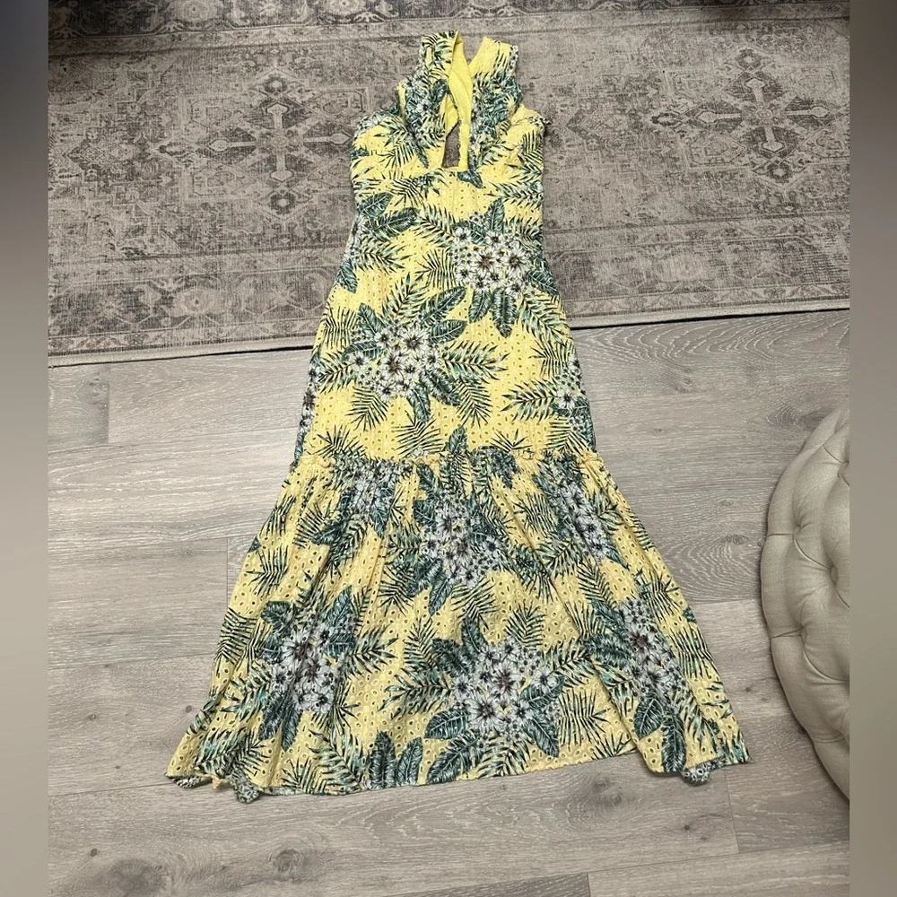 BB Dakota Yellow and Blue Pleated Halter Midi Dress - Picture 5 of 7